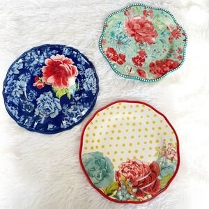 Pioneer Woman Salad Scalloped Plate Set of 3
